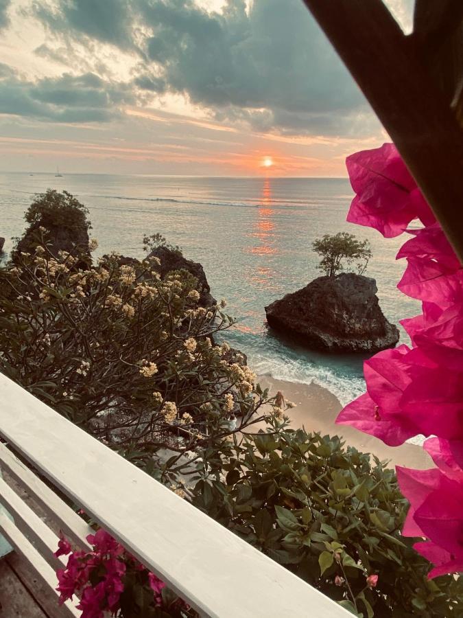 Villa Deeksha Uluwatu  Luaran gambar